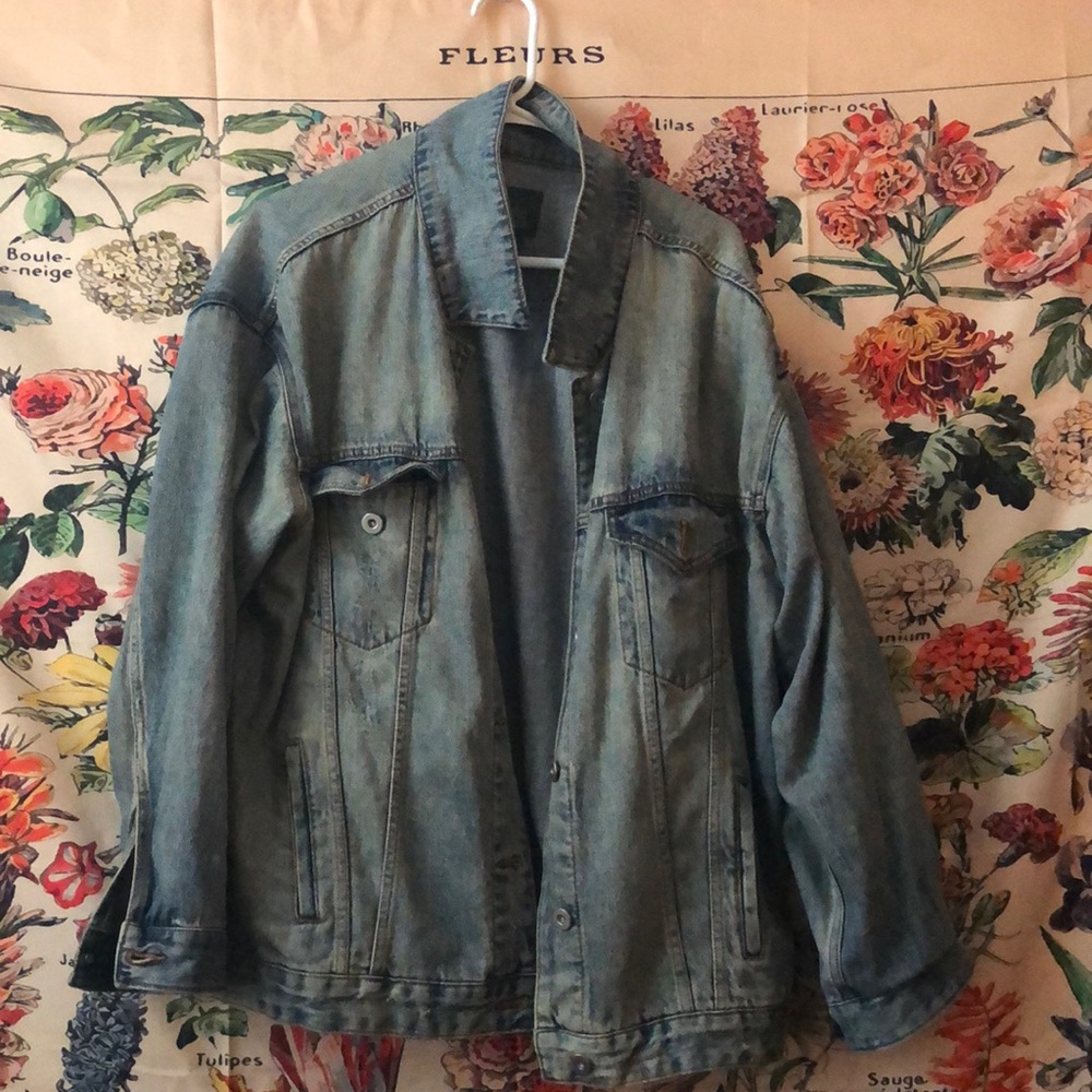 Distressed denim jacket from Wild Fable, size L, worn a handful of times
